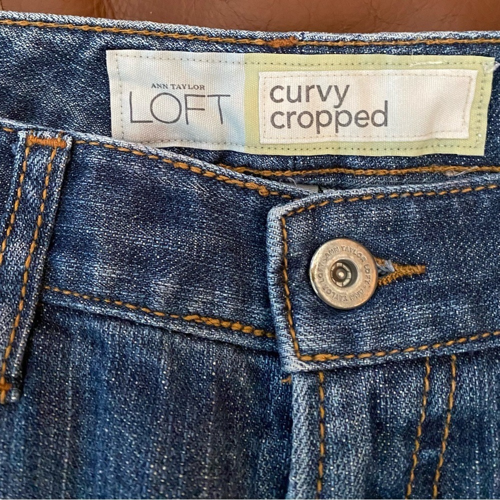 LOFT Ann Taylor Curvy Cropped Jeans Dark Wash‎ Denim Womens Size 2 - Picture 3 of 8